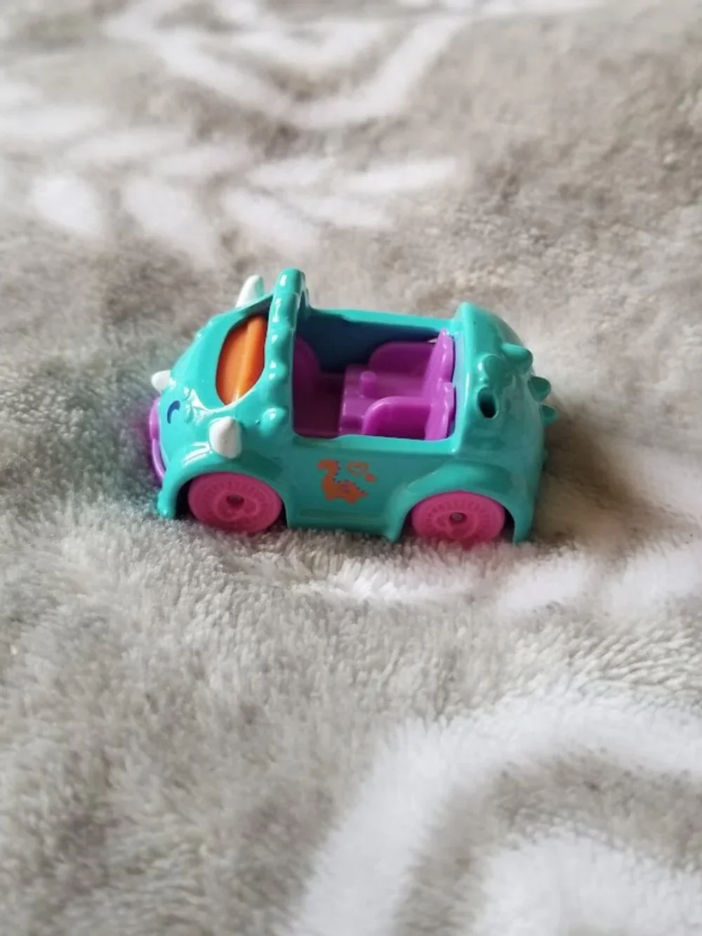 Polly Pocket Car Blue Purple Pink Dinosaur Die-Cast Metal